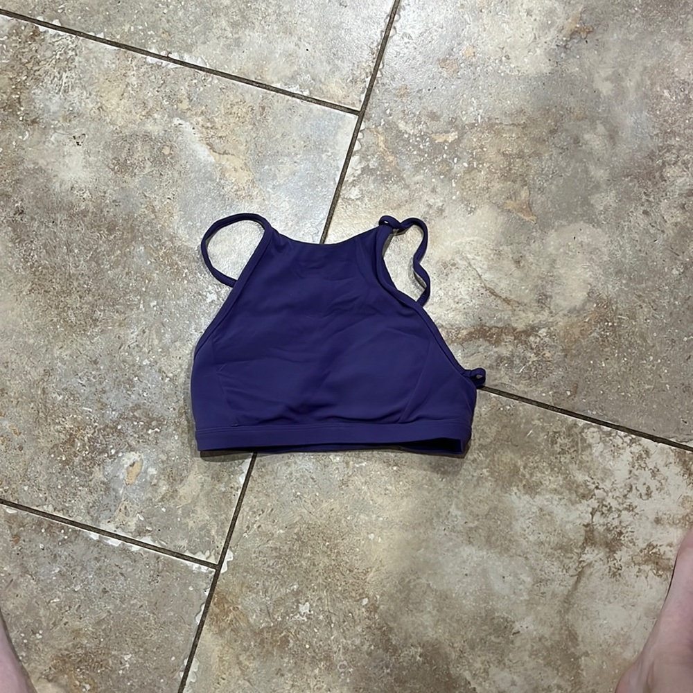 Lulu sports bra